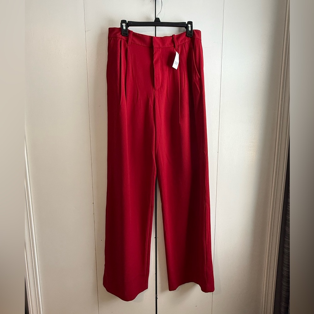 GAP High-Rise Trousers in Deep Red
